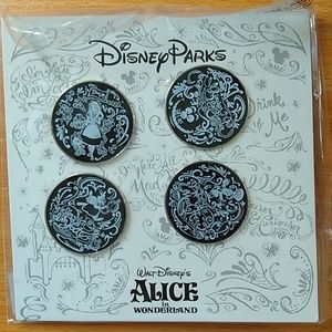 Disney pins